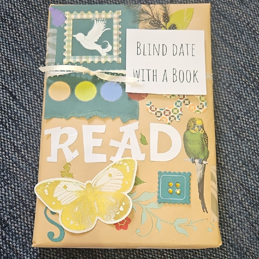 Blind Date with a Book Gift Set
